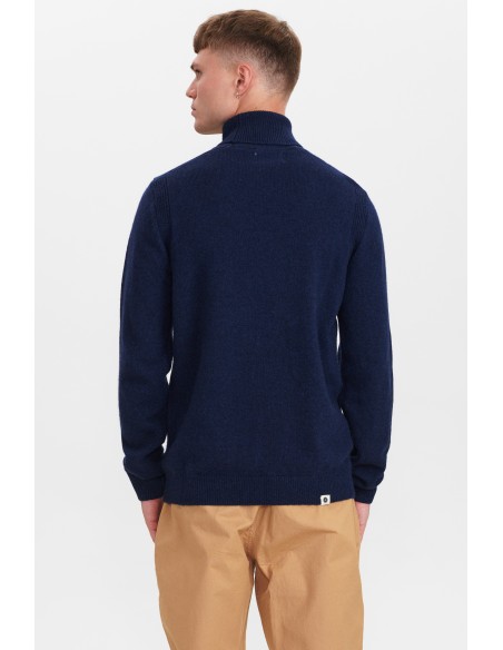 Anerkjendt Aksimon Lambswool Roll Neck Knit in Sky Captain - 900355