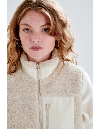 24 Colours Vest In Teddy Look-90416a