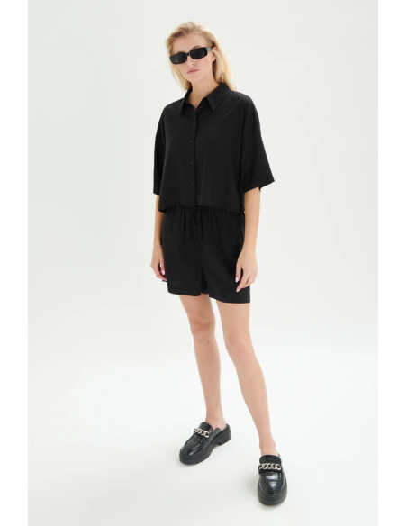 24COLOURS  Shorts in black - 60819b