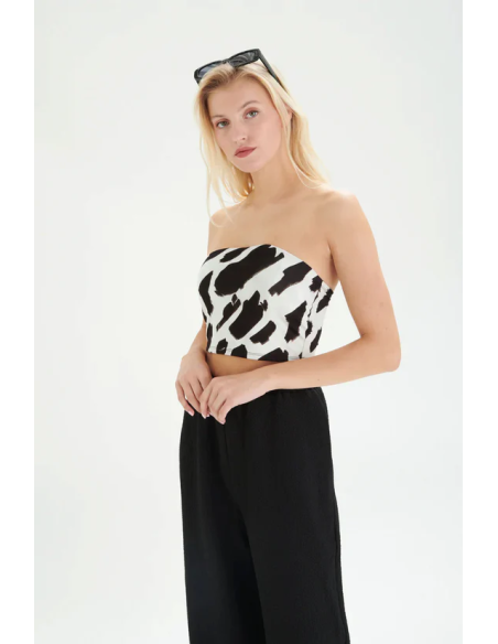 copy of 24 Colours Black T-Shirt - 11761a