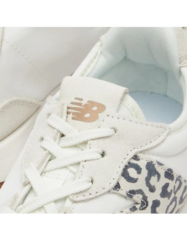 New Balance 327 Classics Γυναικεία... New Balance 327 Classics Γυναικεία...