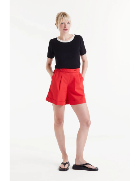 Compania Fantastica Red Button Shorts - 51C/43004