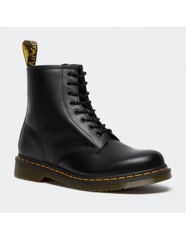 DR MARTENS Boots 1460 Smooth Leather Lace Up in Black - 11822006